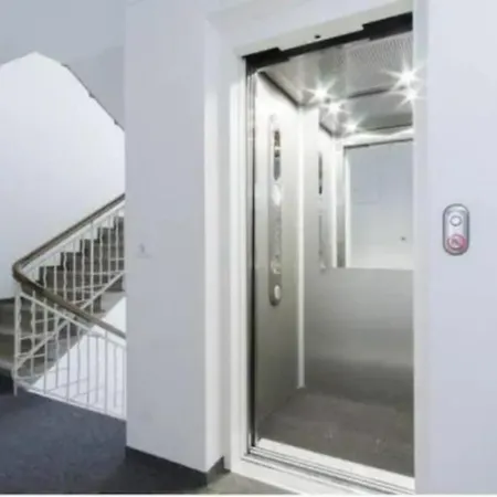 Urban Oasis With Queen Bed And View Be-32 *